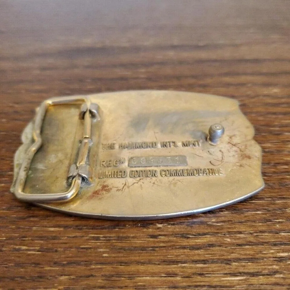 Limited Edition Gold and Silver Buckle from The‎ Hanmond Int'l Mint